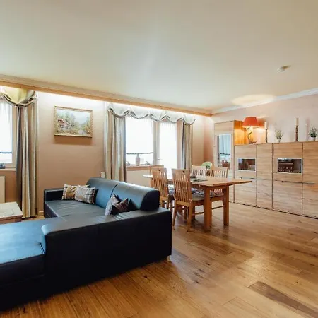 Monty By Monicare 아파트 *